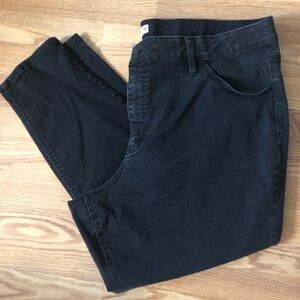 Ava & Viv High Rise Skinny Jean Size 24
